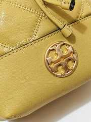 Tory-Burch-Willa-Mini-Bucket-Bag-Golden-Sunset-Balilene-detail-logo