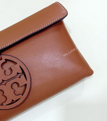 Tory Burch Miller Clutch Aged Camello