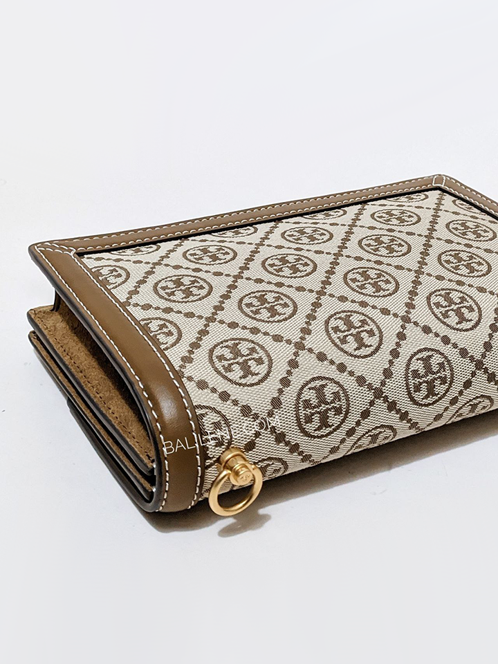 detail-Tory-Burch-T-Monogram-Mini-Shoulder-Bag-Hazelnut-Brown