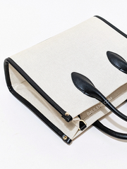 detail-bagian-belakang-Michael-Kors-35S2G7ZC5C-Mirella-Small-Shopper-Crossbody-Black