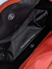 detail-bagian-dalam-Longchamp-Le-Pliage-Green-Small-Shoulder-Bag-Rouge