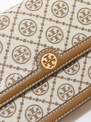 detail-logo-Tory-Burch-T-Monogram-Small-Jacquard-Shoulder-Bag-Hazelnut-Brown