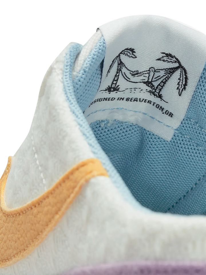 detail1-Nike-Court-Legacy-Women_s-Mules