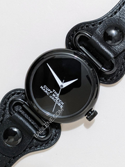 dial-Marc-Jacobs-The-Cuff-Quartz-Leather-Strap-Watch-In-Black