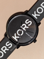 dial-Michael-Kors-MK2828-Charley-Three-Hand-Black-Silicone-Watch