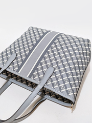 gambar-belakang-Tory-Burch-Geo-Logo-Mini-Top-Zip-Tote-Gray