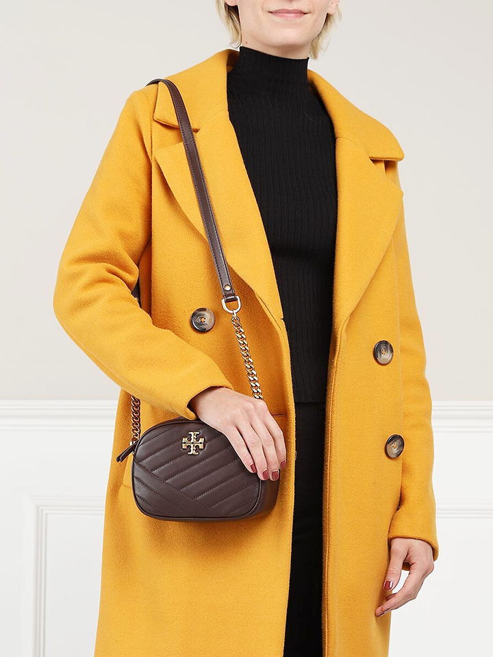 on-model-Tory-Burch-Kira-Chevron-Small-Camera-Bag-Tempranillo