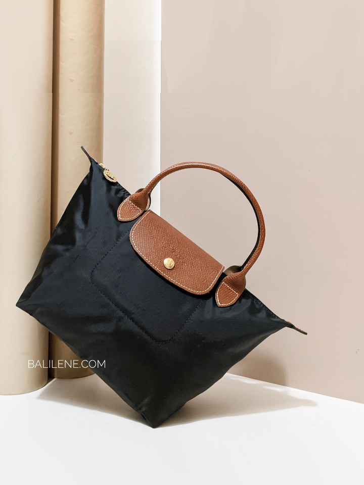 on-produk-Longchamp-Le-Pliage-Original-Small-Top-Handle-Bag-Black