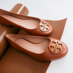 Tory Burch 43394 Claire Ballet Tumbled Leather Flats Royal Tan (Size 7,5)