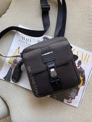 Alpha-Bravo-Junior-Crossbody-Bag-Dark-Brown-Tumi-balilene