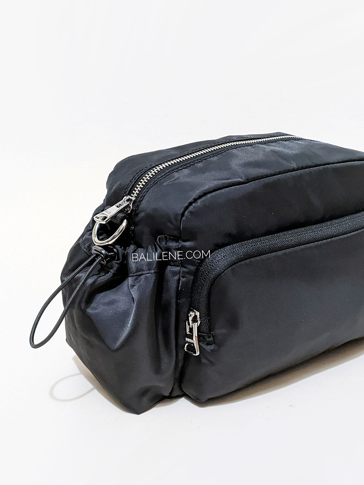 Bimba-Y-Lola-222BBIJ5K.T2000-Medium-Black-Nylon-Crossbody-Bag-Balilene-detail-samping