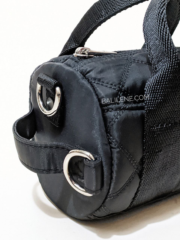 Bimba-Y-Lola-Small-Padded-Black-Nylon-Barrel-Bag-Balilene-detail-samping