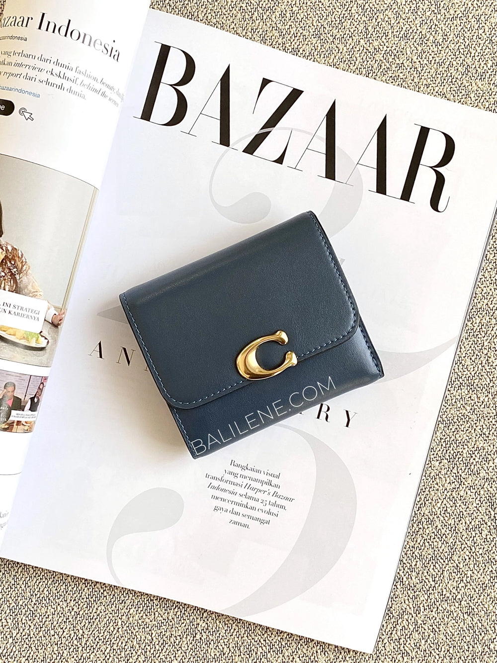 Coach-Bandit-Refined-Calf-Leather-Wallet-Navy-balilene