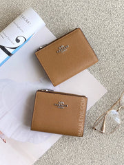 Coach-Billfold-Wallet-Crossgrain-Leather-Light-Saddle-balilene