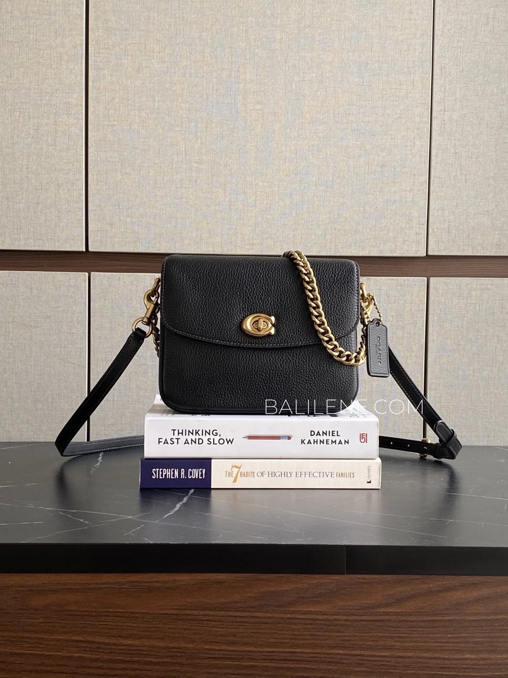 Coach-Cassie-Crossbody-Bag-19-Black-balilene