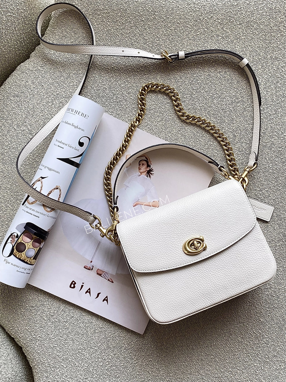 Coach-Cassie-Crossbody-Bag-19-Chalk-balilene