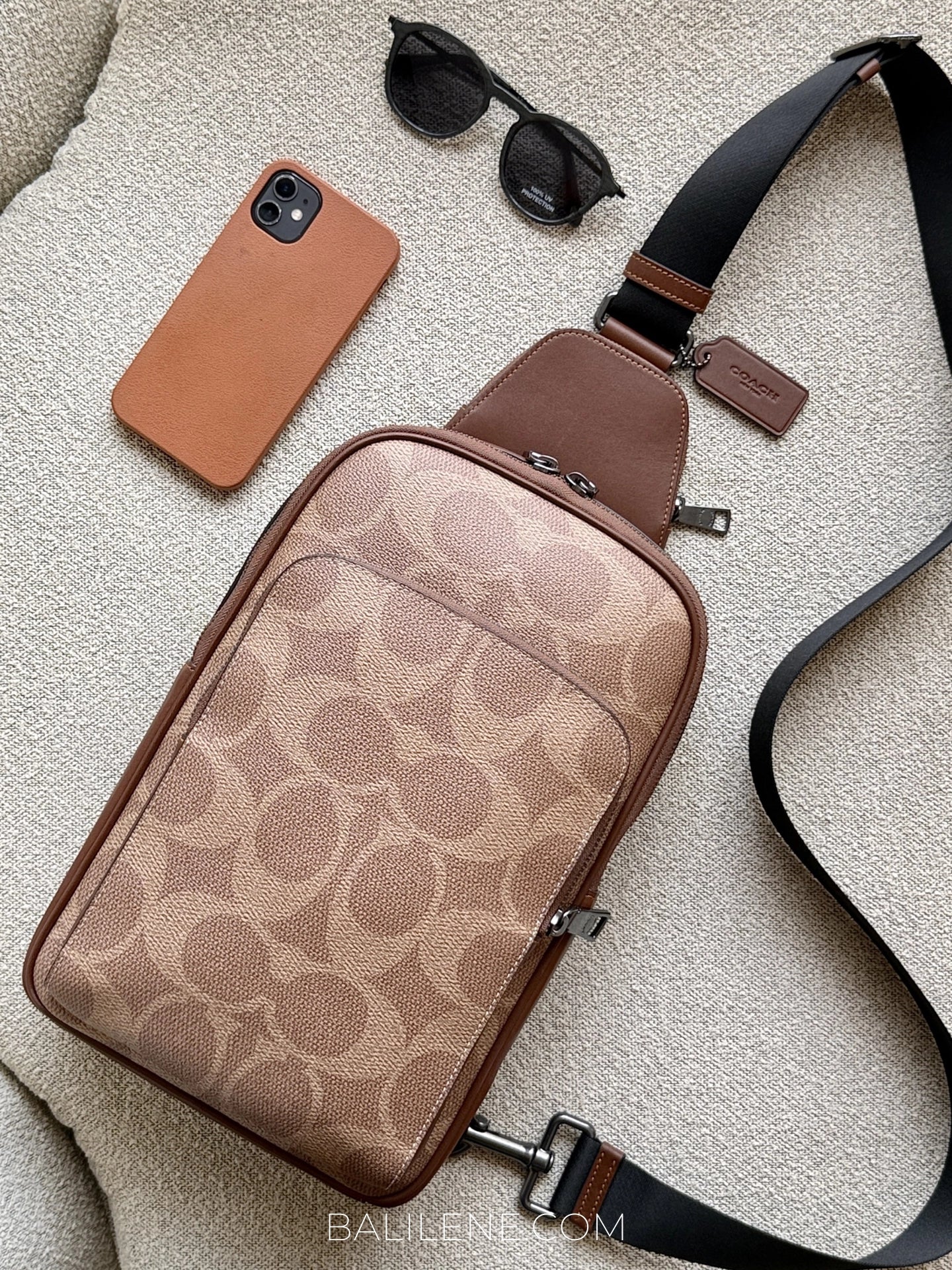 Coach-Ethan-Pack-In-Signature-Canvas-Tan-Vintage-Brown-balilene