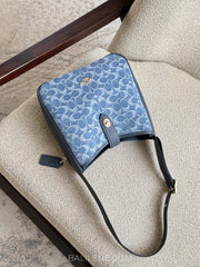 Coach-Hadley-Convertible-Crossbody-Bag-In-Signature-Denim-Indigo-balilene