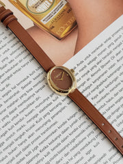 detail-dial-Coach-Sammy-Quartz-Gold-Case-Brown-Leather-Strap-Watch-balilene