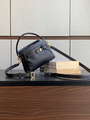 Coach-Tate-18-Crossbody-Black-balilene