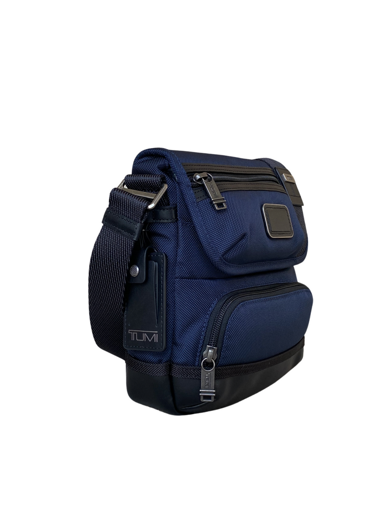Gambar-Samping-Tumi-Kerby-Crossbody-Bag-Navy