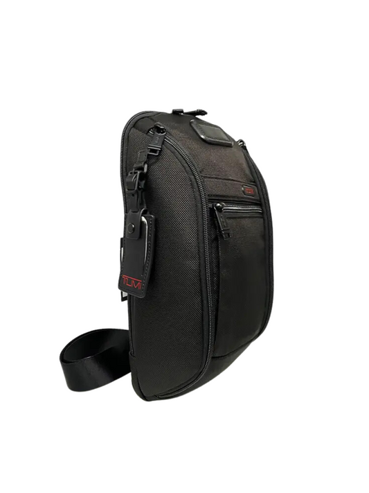 Gambar-Samping-Tumi-Men-Large-Sling-Bag-Black