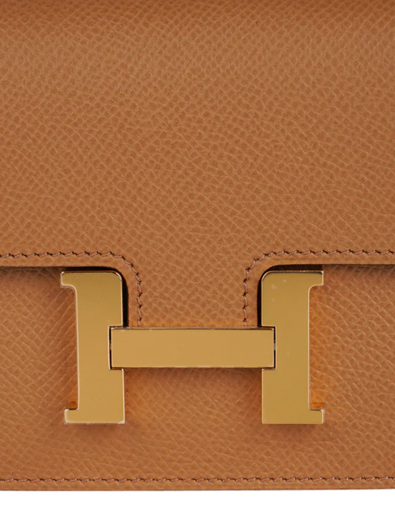 detail-depan-Hermes-Constance-Slim-Wallet-Gold-Epsom