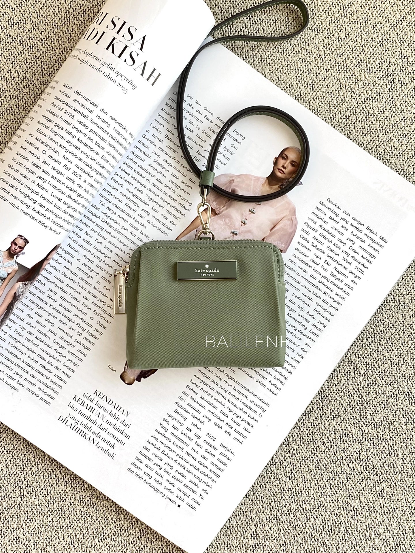 Kate-Spade-Carter-Nylon-Card-Case-Lanyard-Cedar-Stand-balilene