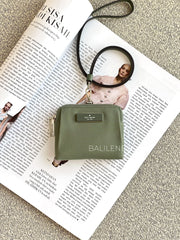 Kate-Spade-Carter-Nylon-Card-Case-Lanyard-Cedar-Stand-balilene