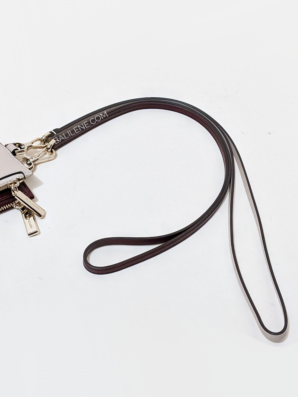 Kate-Spade-Staci-Card-Case-Lanyard-Tusk-Balilene-detail-starp