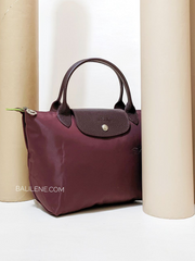 on-produk-Longchamp-Le-Pliage-Green-Small-Top-Handle-Bag-Bordeaux