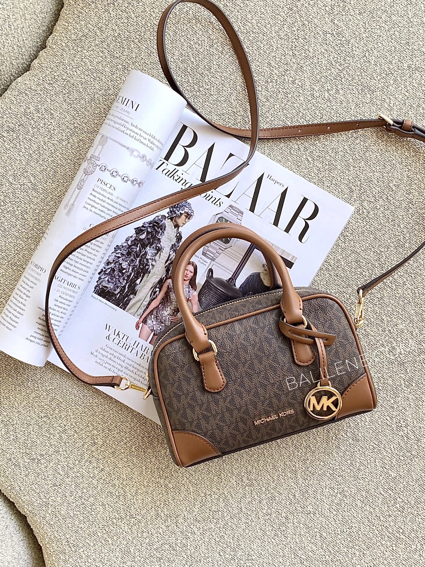 Michael-Kors-Thompson-Extra-Small-Signature-Logo-Convertible-Satchel-Bag-Brown-balilene