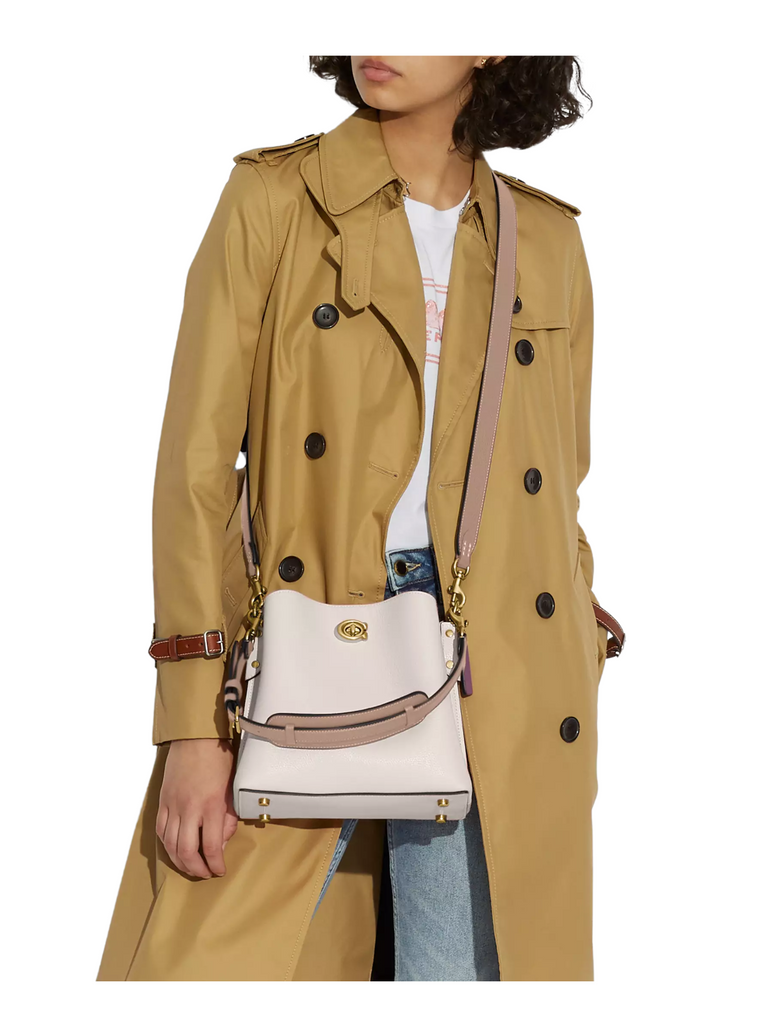 On-Model-Coach-Willow-Bucket-Bag-In-Colorblock-Chalk-Multi
