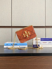 Tory-Burch-75707-Eleanor-Diamond-Quilt-Small-Convertible-Shoulder-Bag-Roasted-Habanero-balilene
