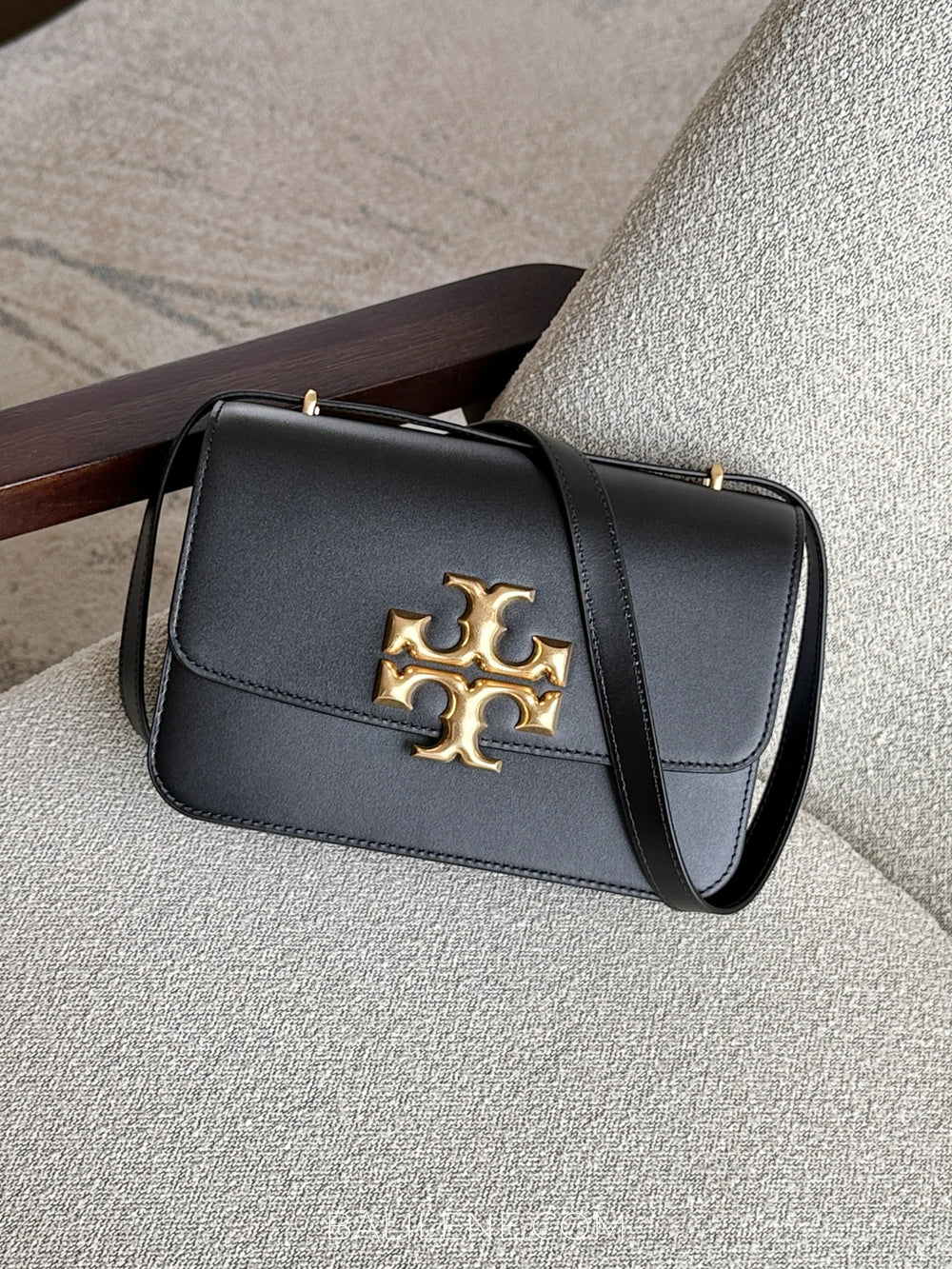 Tory-Burch-83009-Eleanor-Convertible-Shoulder-Bag-Black-balilene
