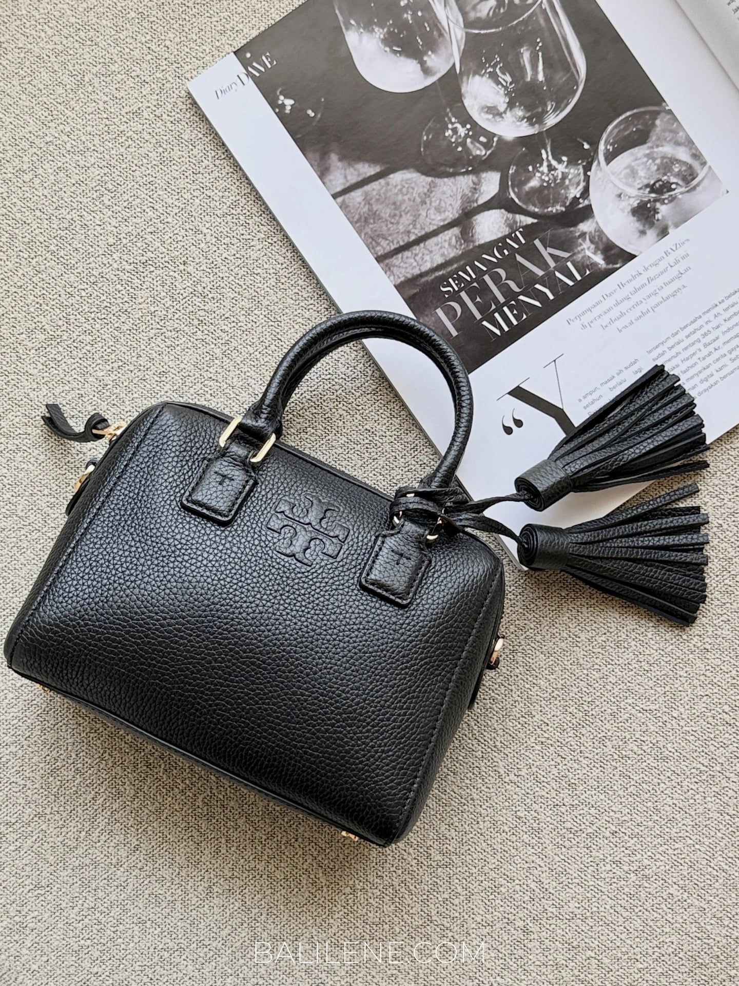 Tory-Burch-87899-Thea-Mini-Web-Satchel-Black-balilene