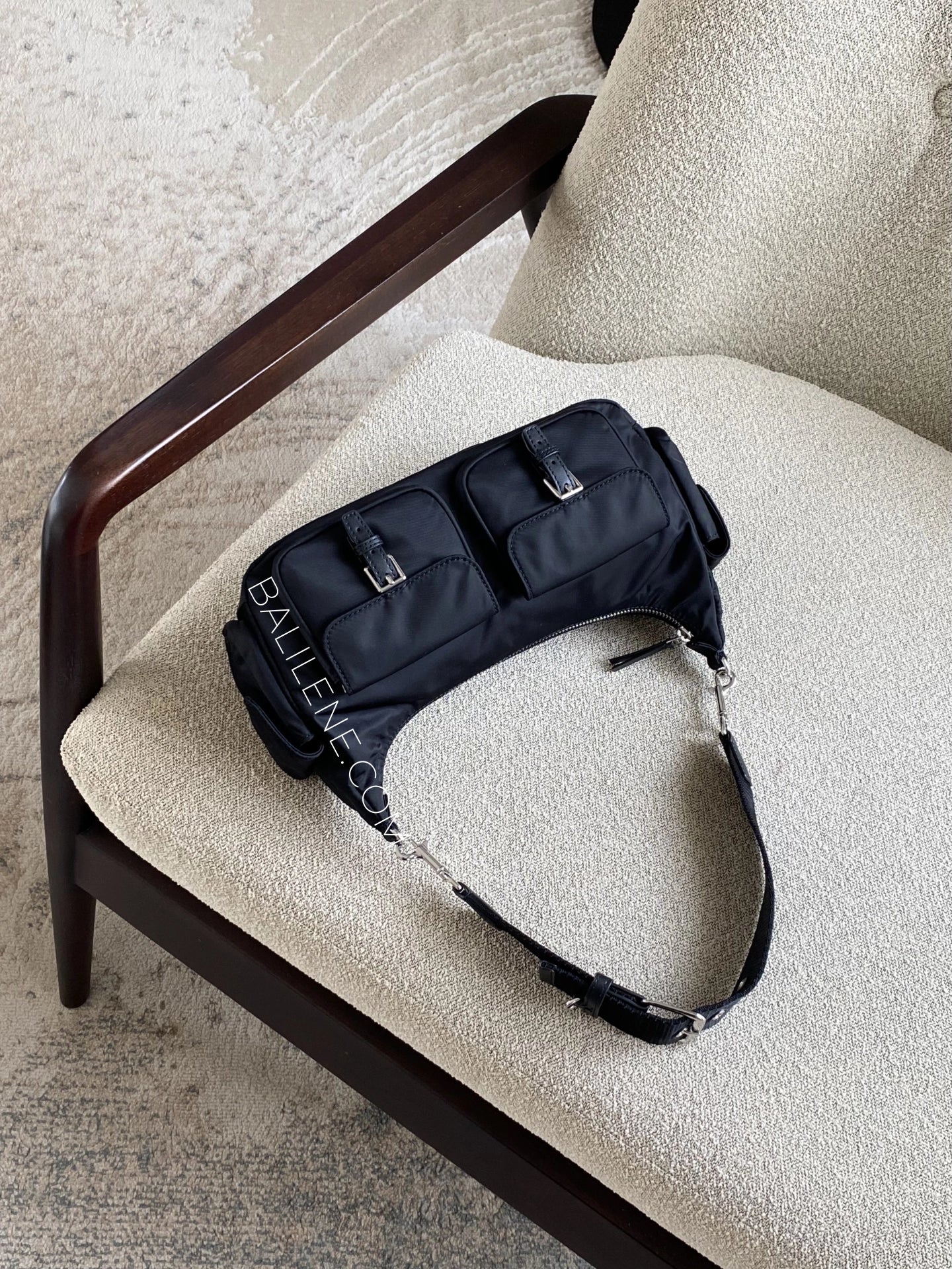 Tory-Burch-Nylon-Convertible-Shoulder-Bag-Black-balilene