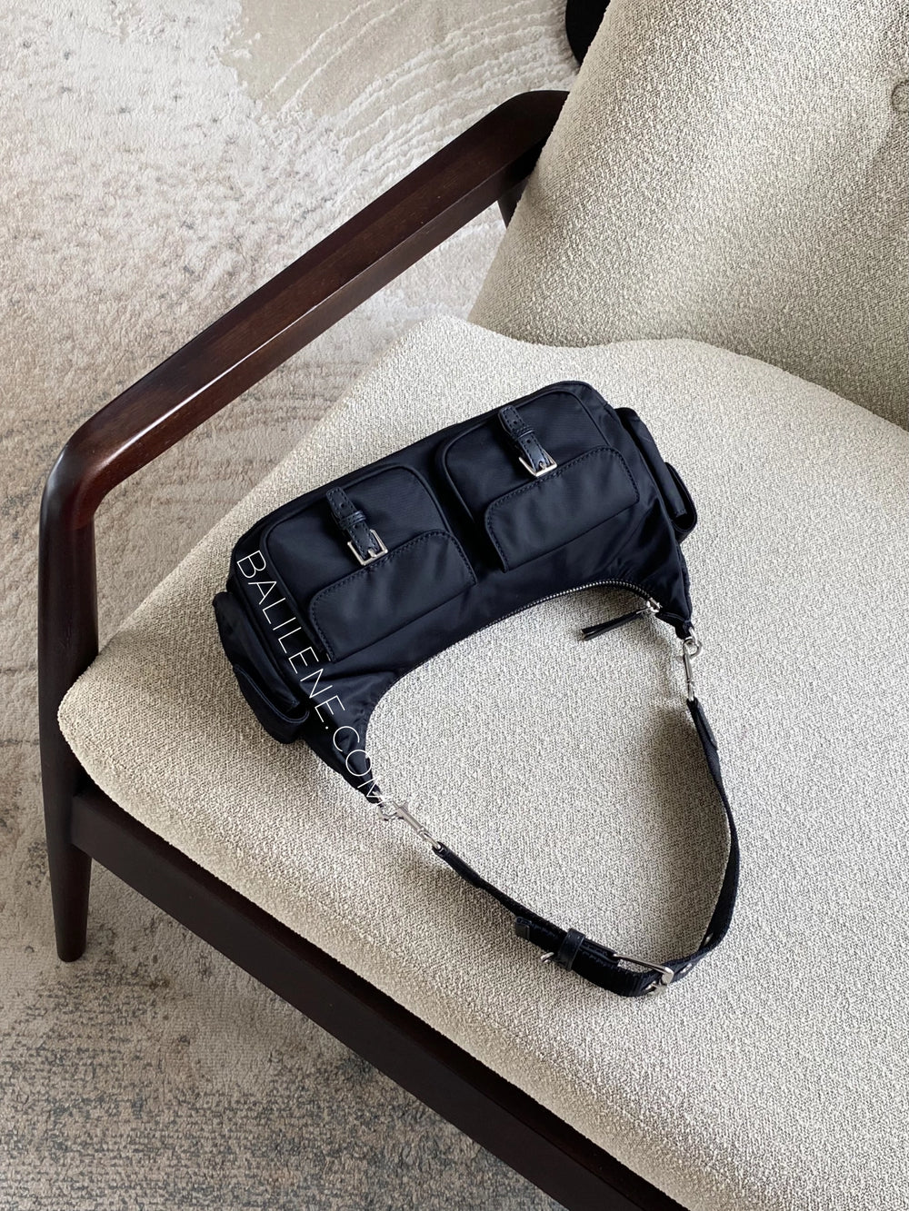 Tory-Burch-Nylon-Convertible-Shoulder-Bag-Black-balilene