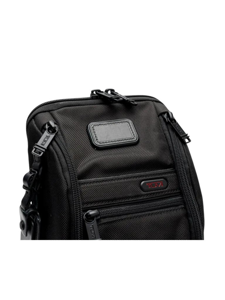 Tumi-Men-Large-Sling-Bag-Black