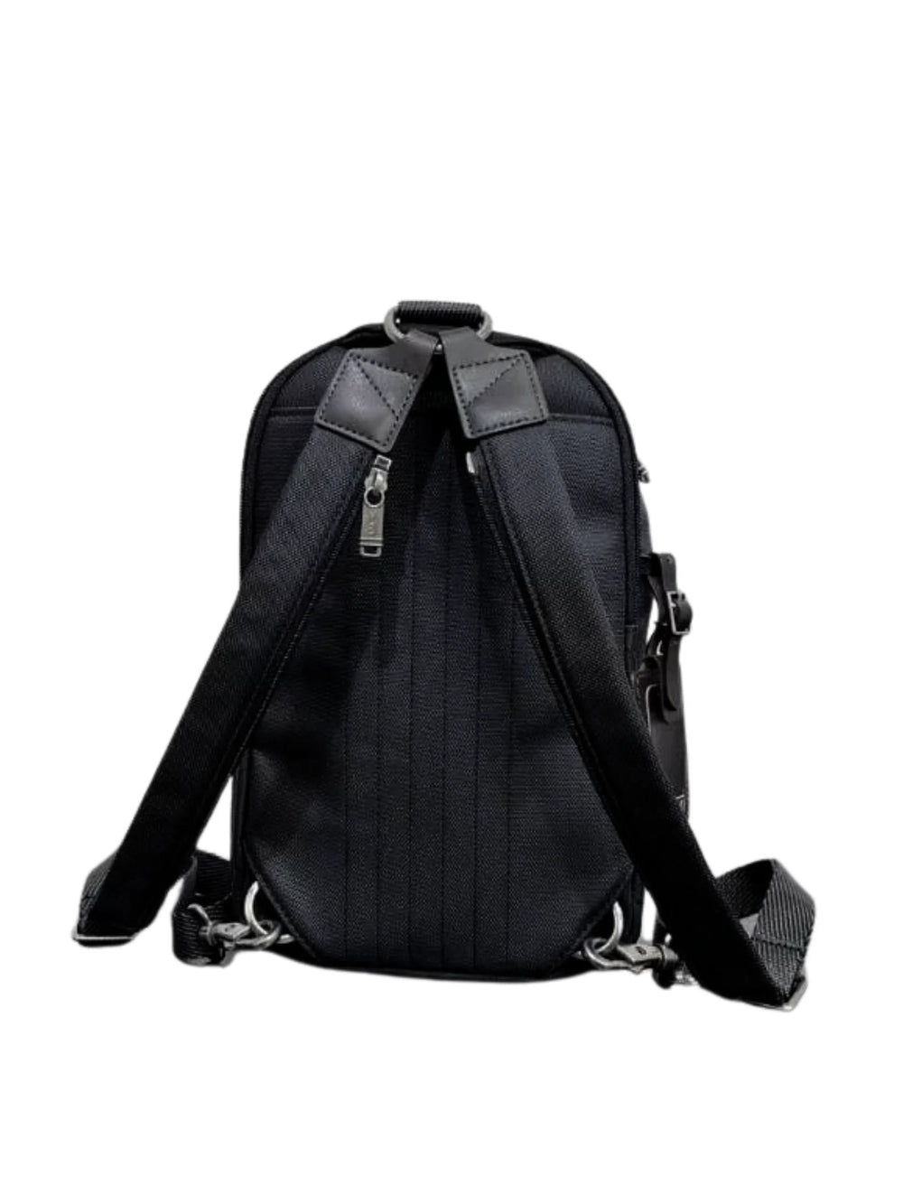 bagian-belakang1-Tumi-Woodland-Sling-Black