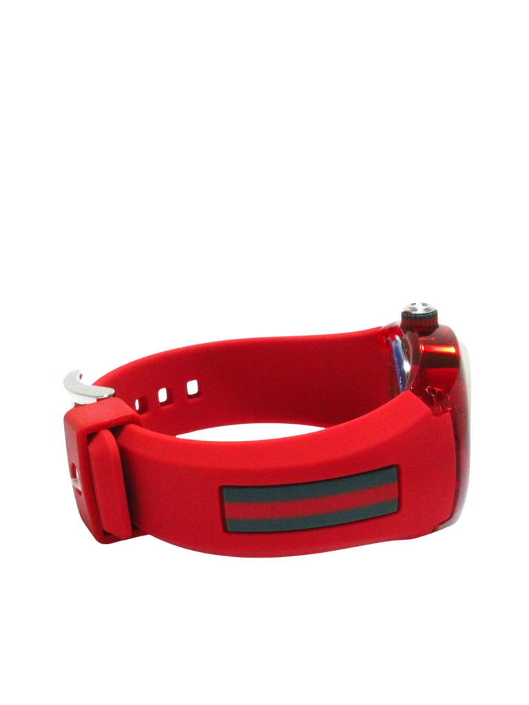 bagian-samping-Gucci-Sync-36MM-Stainless-Steel-Red-Rubber-Strap-WatchWEBP