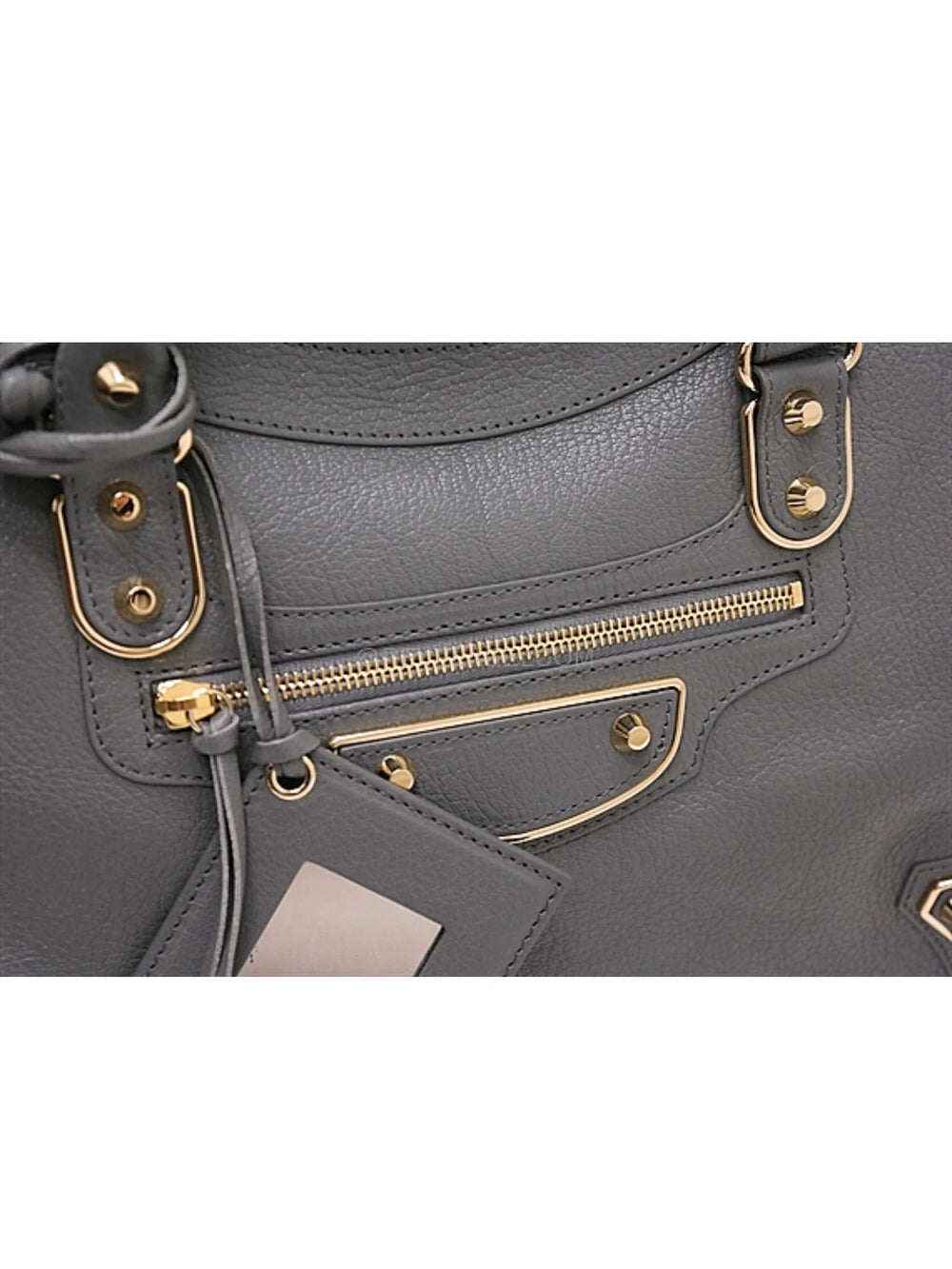 detail-Balenciaga-Metallic-Edge-Small-City-Grey-Gold-Hardware