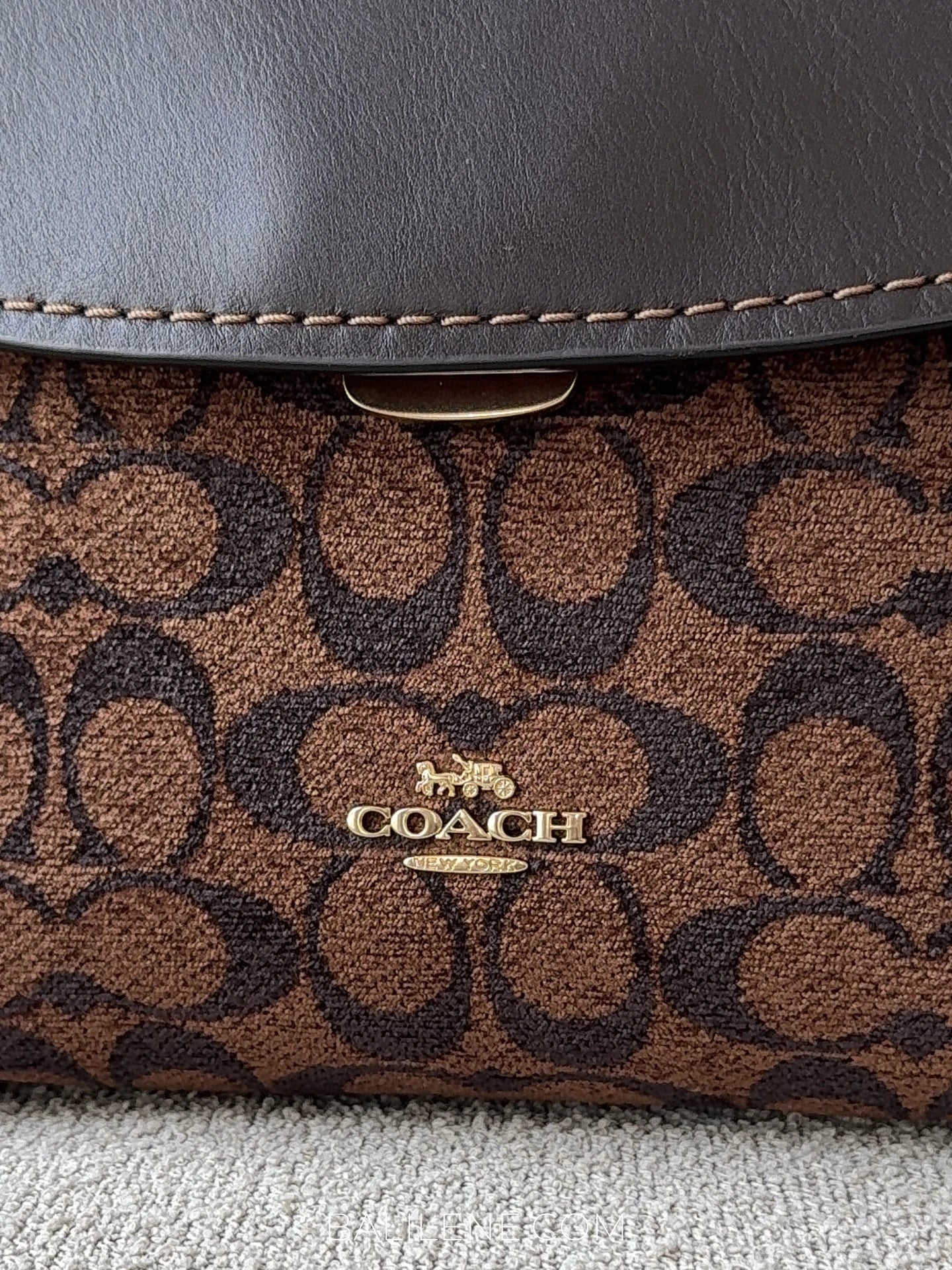 detail-Coach-Emory-Top-Handle-Bag-In-Signature-Chenille-Truffle-balilene