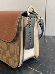 detail-Coach-Morgan-Shoulder-Bag-In-Colorblock-Signature-Canvas-Khaki-Multi-balilene