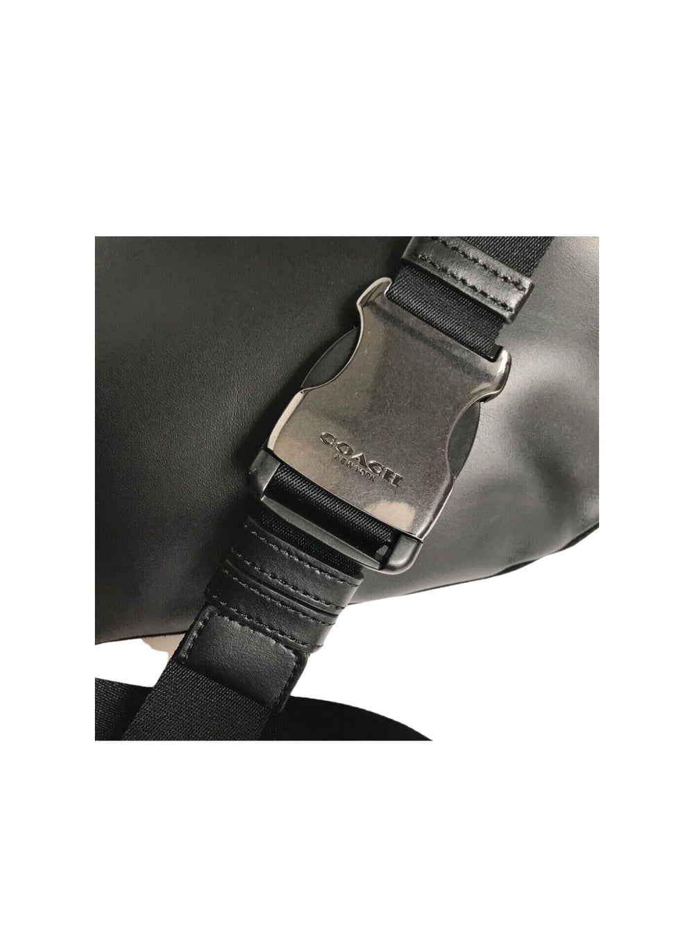 detail-Coach-Warren-Belt-Bag-In-Signature-KhakiBlackWEBP