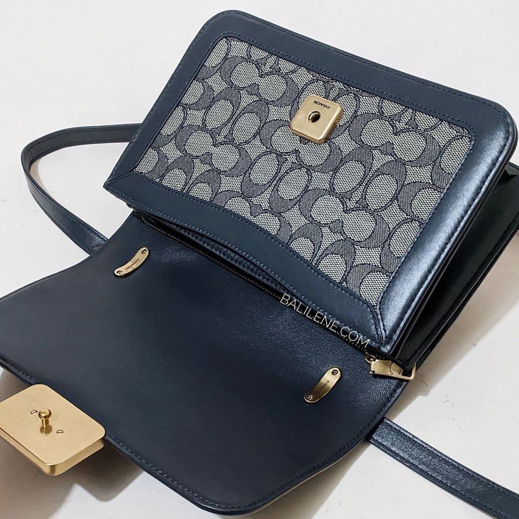detail-Coach- Alie- Shoulder -Bag- in -Signature -Jacquard- With -Snakeskin -Detail- Midnight- Navy
