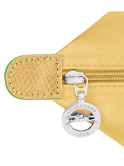 detail-Longchamp-Le-Pliage-Green-Medium-Shoulder-Bag-Wheat