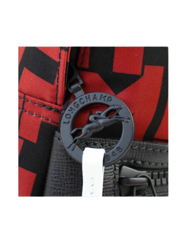 detail-Longchamp-Le-Pliage-LGP-Backpack-BlackRedWEBP