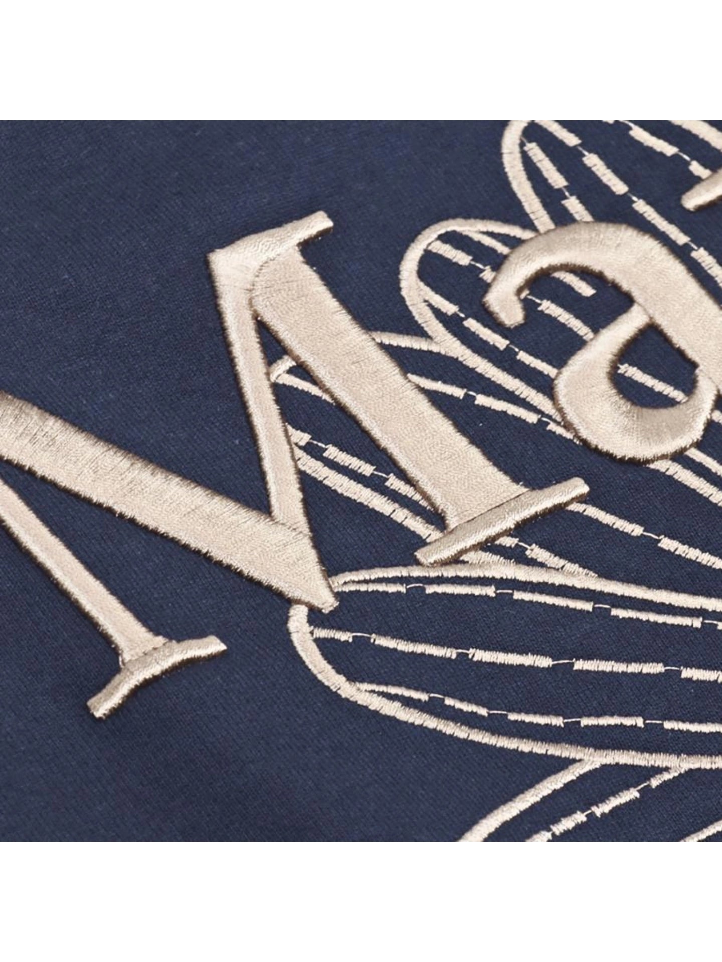 detail-Mardi-Mercredi-Sweatshirt-Flowermardi-Needlework-Navy-Taupe