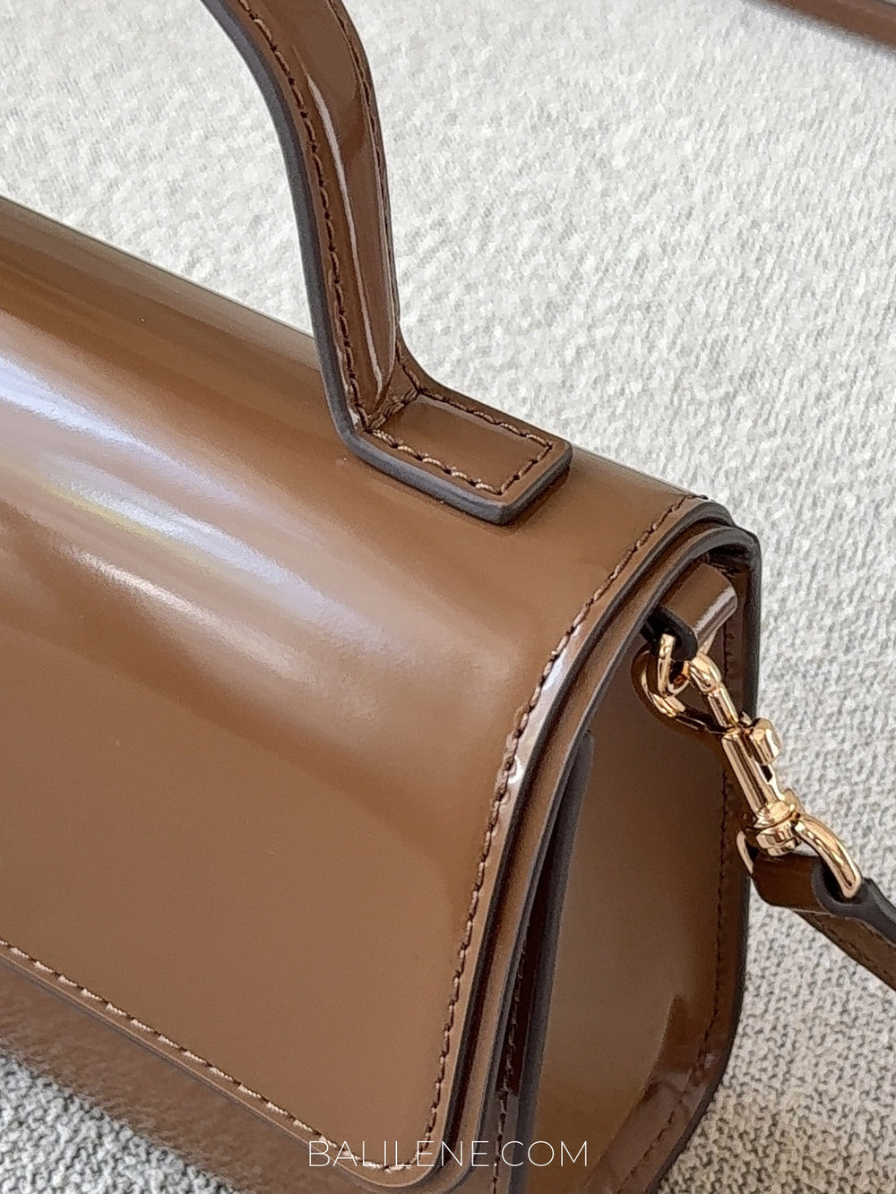 detail-Tory-Burch-Emerson-Patent-Mini-Top-Handle-Bag-Rich-Walnut-balilene